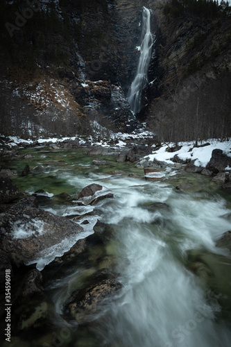 Early winter in Amotan gorge by the Svoufallet waterfall,Trollheimen photo