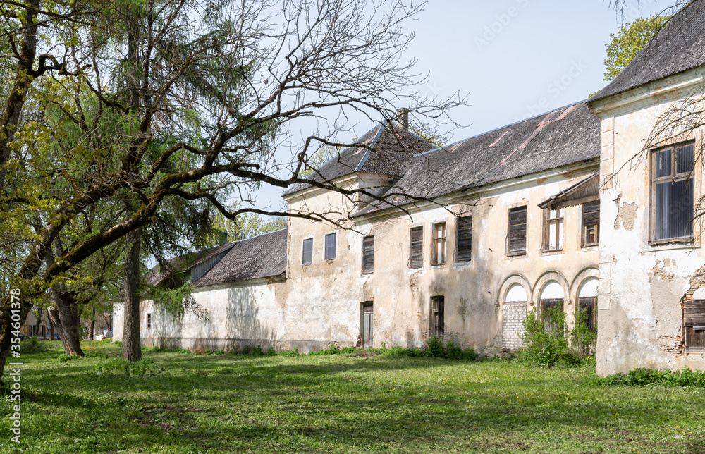 abandoned manor in estonia