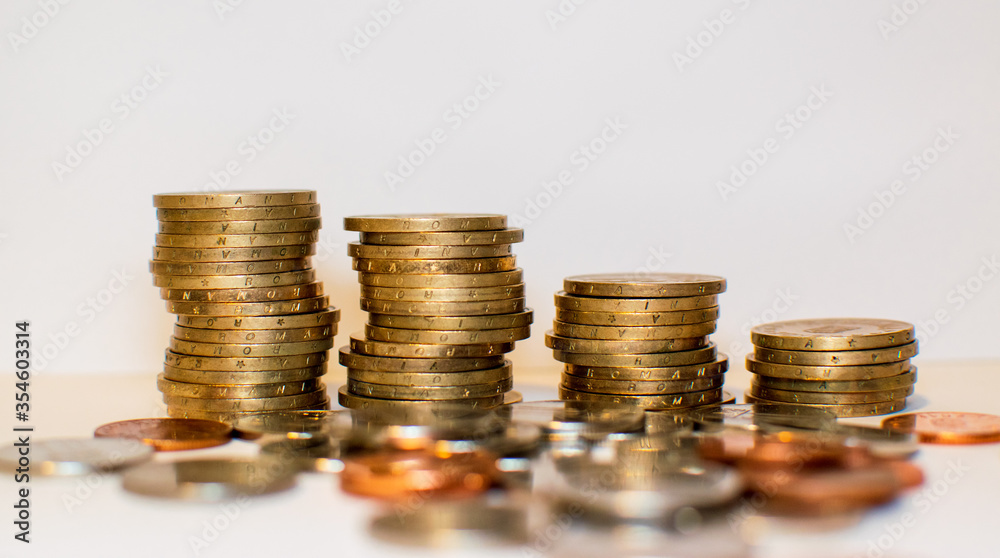 stack of coins in descending order stack of coins in descending order