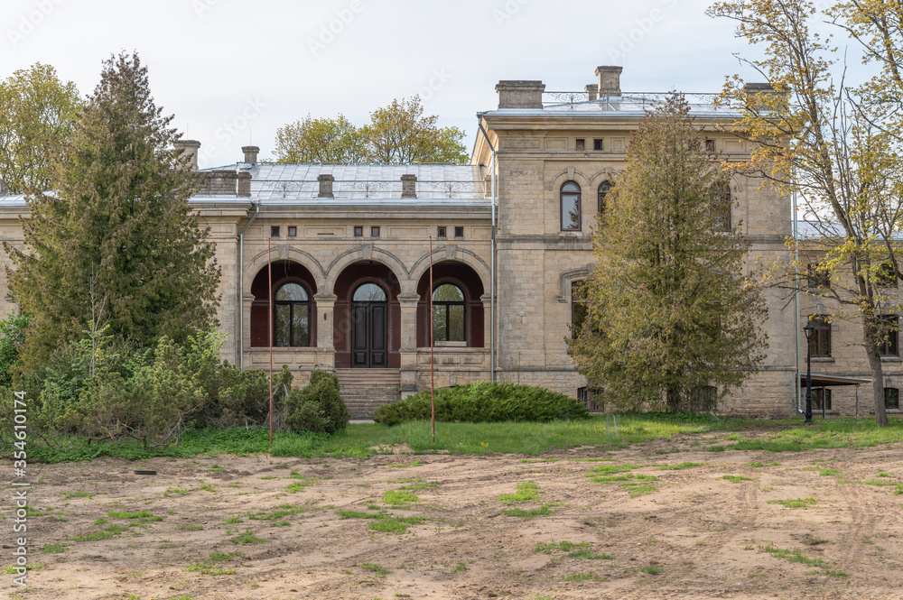 Obraz premium old manor in estonia europe