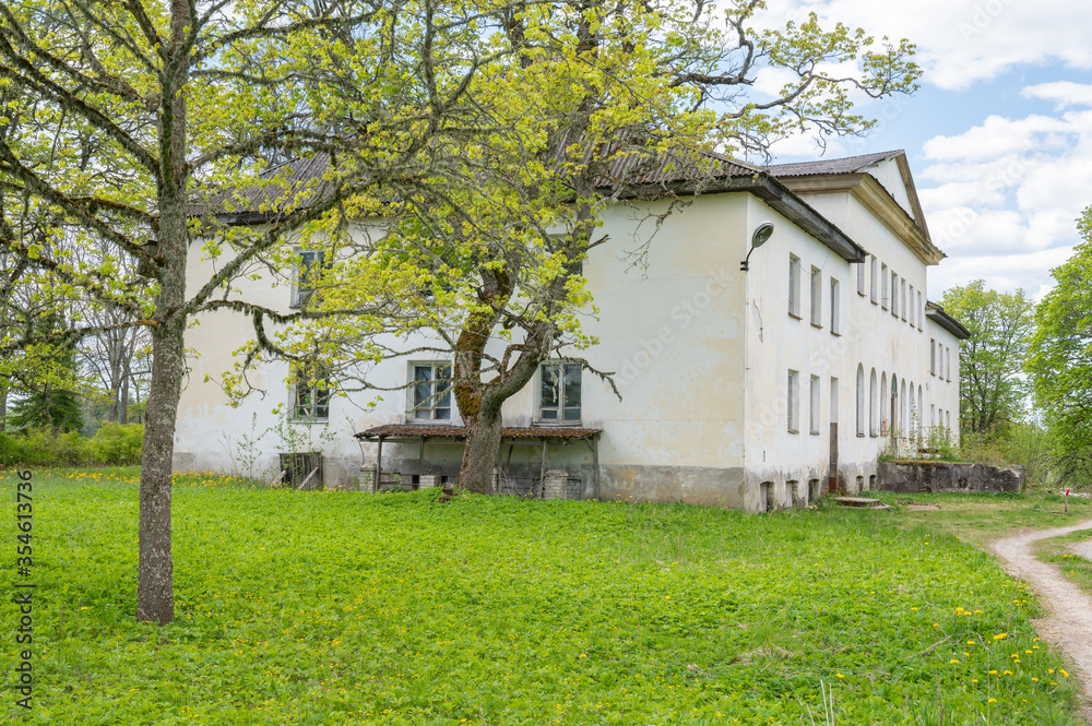 Obraz premium old manor in estonia europe