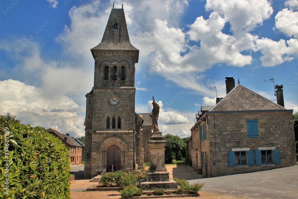 Eglise de Pérols surVézère (Corrèze) Stock Photo Adobe Stock