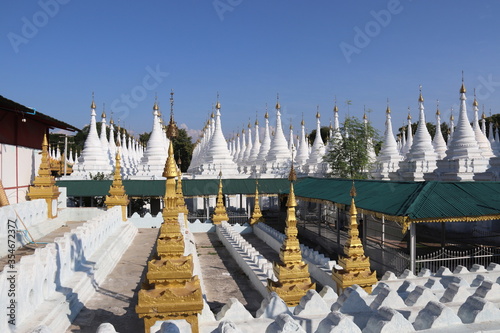 Pagode Sandamuni à Mandalay, Myanmar photo