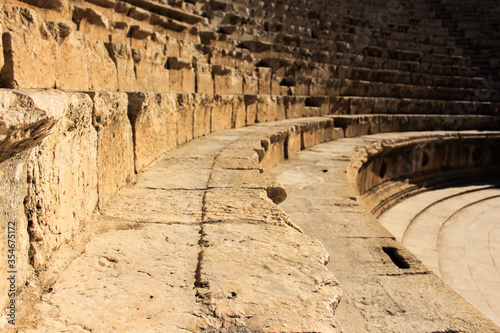 Fototapeta Roman amphitheatre at Jerash in Jordan