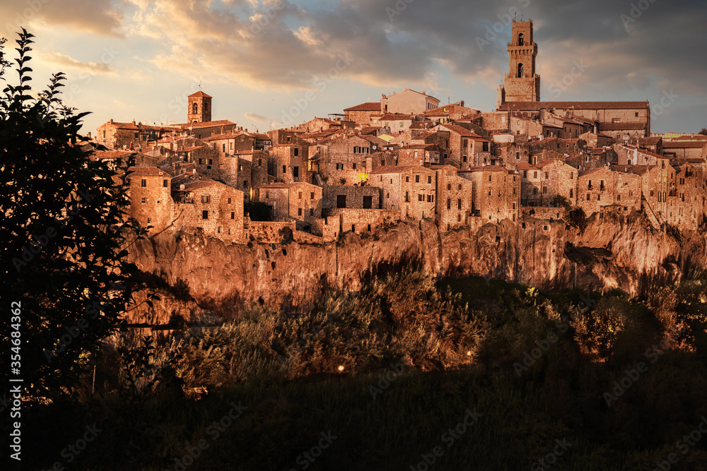 Side view of Pitigliano in sunset