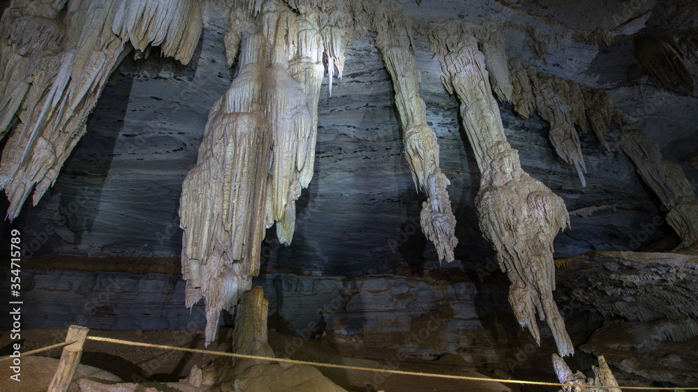 Lapa doce cave iraquara chapada diamantina national park bahia brazil