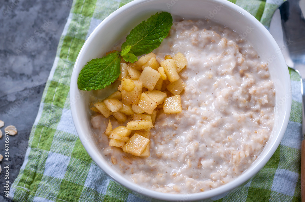 Oatmeal with fruits. Healthy food for breakfast. Dietary food Oatmeal with fruits. Healthy food for breakfast. Dietary food