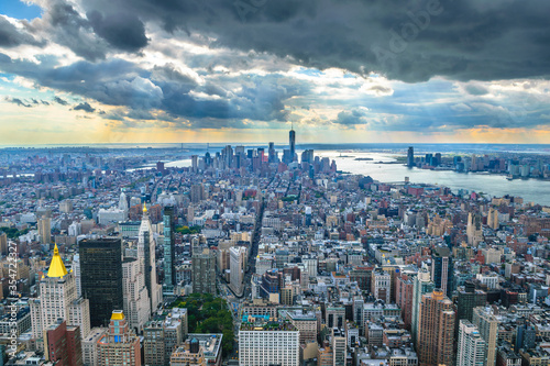 Beautiful view of Manhattan - New York, USA © Nido Huebl