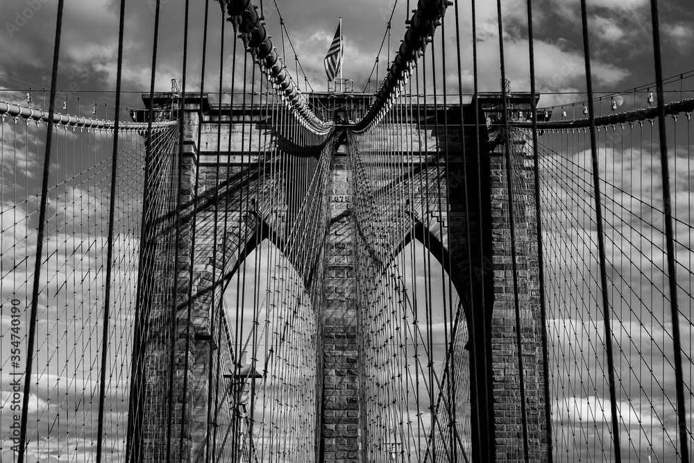 Fototapeta premium brooklyn bridge detail new york