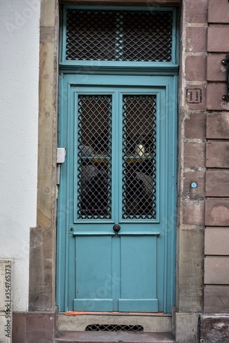 Blaue Tür in strasbourg © Matthias