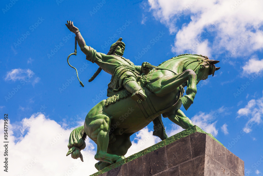 Fototapeta premium Monument to Salavat Yulaev in Ufa