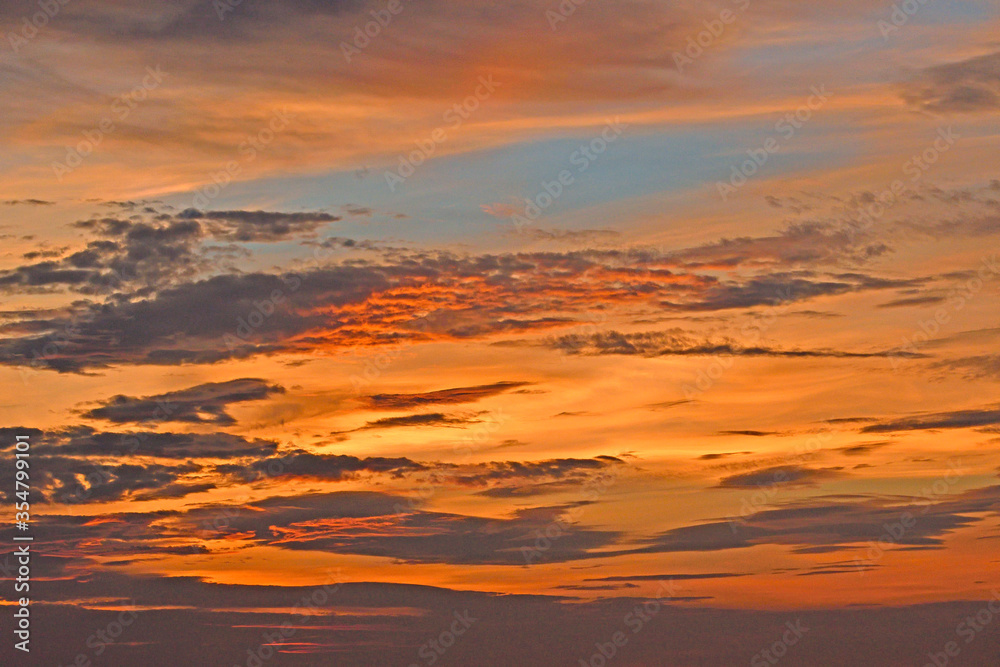 Fototapeta premium 燃える夕空