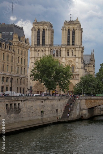 Matka Boża z Paryża i Sekwany w Paryżu, Francja