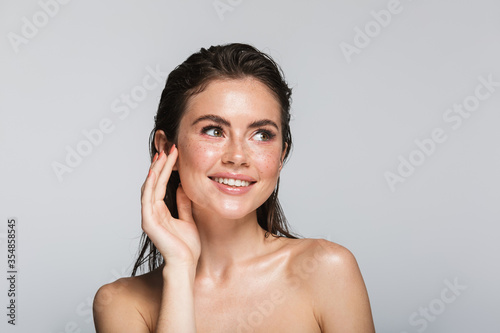 Fotografie, Obraz Beauty portrait of an attractive young topless brunette woman