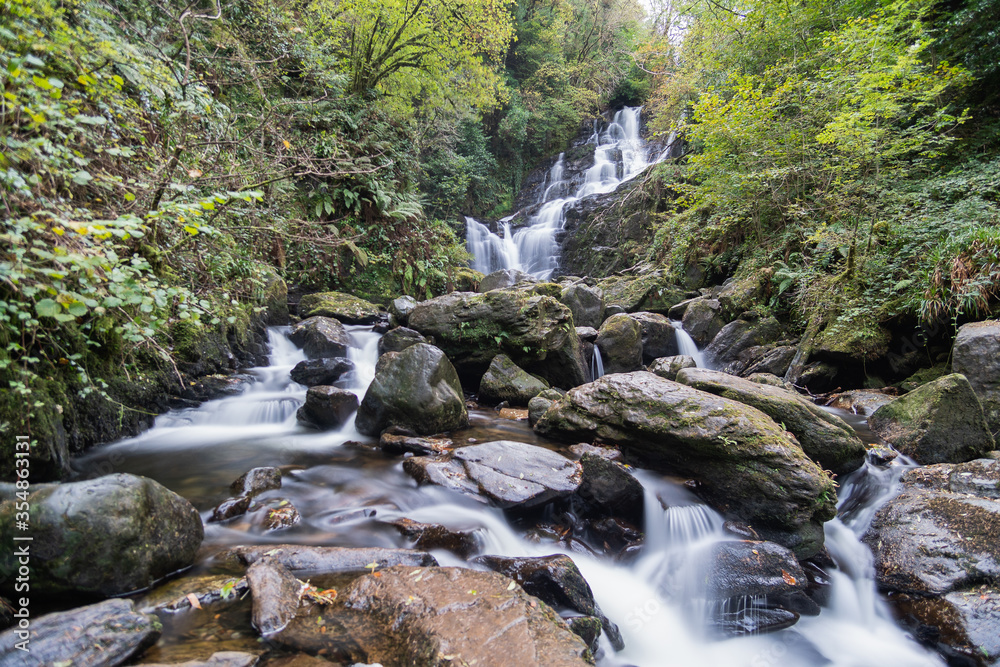 Fototapeta premium Torc waterfall in Killarney National park Ireland