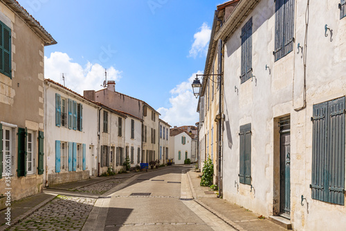 Fototapeta Naklejka Na Ścianę i Meble -  Beautiful street at Saint Martin de Re, on the island of Re, France