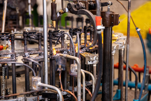 Automated workshop conveyor for production of glass lamps bulbs factory