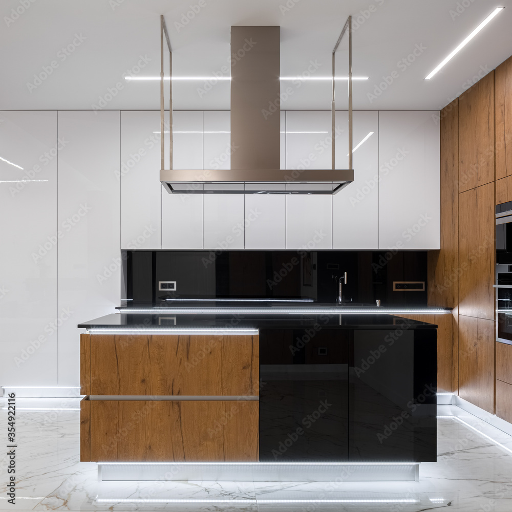 Elegant kitchen with kitchen island Elegant kitchen with kitchen island