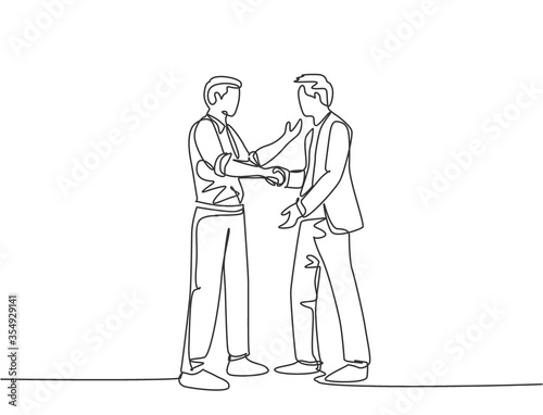 Single line drawing of businessmen handshaking his business partner after their project goal. Great teamwork. Business deal concept with continuous line draw style vector graphic illustration
