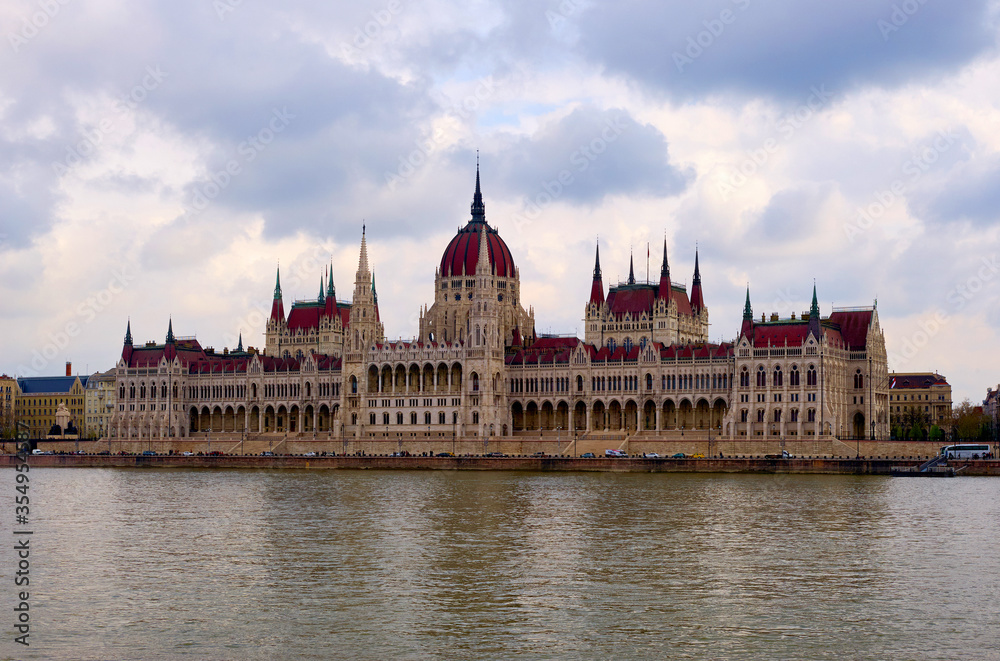 Fototapeta premium View on the building of Hungarian Parliament