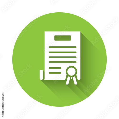 White Declaration of independence icon isolated with long shadow. Green circle button. Vector Illustration