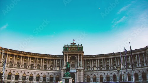 Vienna hyperlapse of Heldenplatz hitler balcony