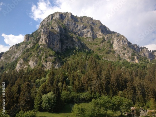 Fotografie mountain landscape with a cloudy sky in the italian Alps