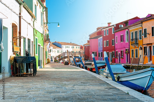 Obraz na płótnie Canal Burano Venice Italy w salonie