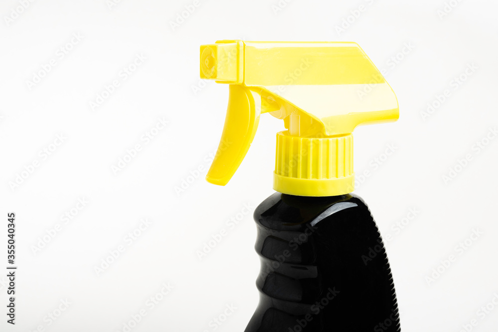 Black & Yellow Liquid Spray Plastic Dispenser Bottle Black & Yellow Liquid Spray Plastic Dispenser Bottle