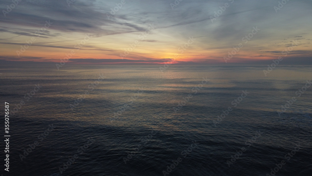Obraz premium sunset over the sea