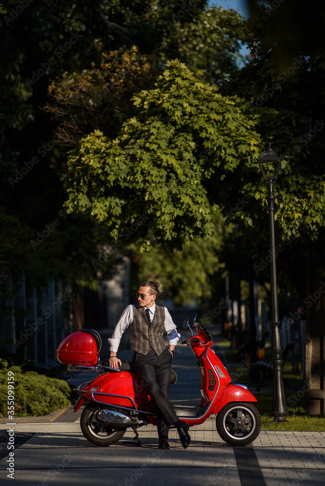 Young handsome man with sunglasses