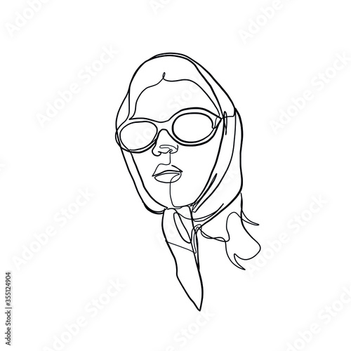 Stylish one continuous line woman in sunglasses. Fashionable typography girl in minimalist style. Beauty sign. Attractive fashion model. Summer fashion. Hand drawn vector