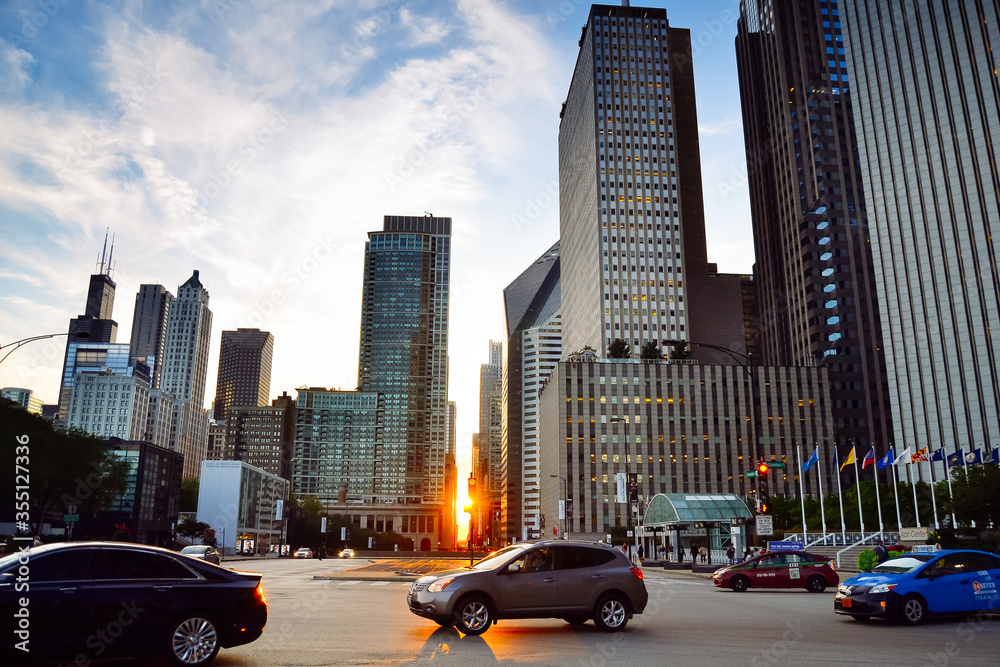 Naklejka premium CHICAGO, USA - september 19, 2019 Cityscape image of Chicago downtown with skyscraper