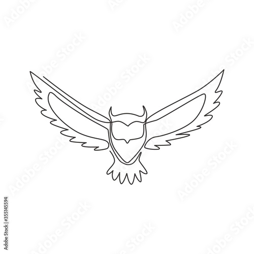 Single continuous line drawing of luxury owl bird for corporate logo identity. Company icon concept from animal shape. Dynamic one line vector draw design graphic illustration
