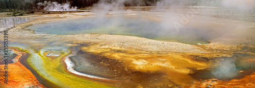 Grand prismatic spring , Yellowstone National Park 