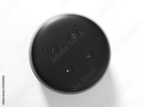 Alexa Echo Dot 3 #557235182 - Tapety