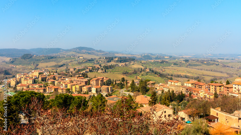 Φωτογραφία Beautiful view of small town Fiesole in Italy, Tuscany, Europe
