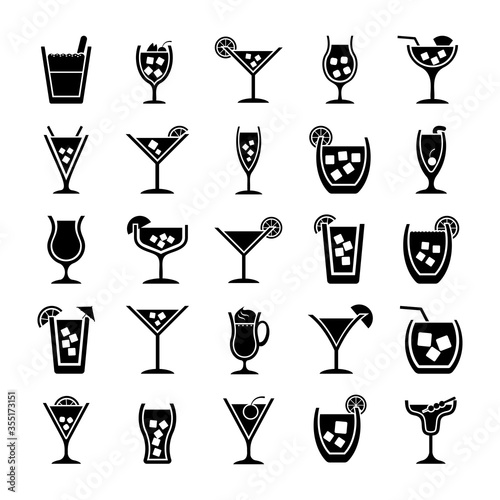 Cocktails Glyph Vector Icons 