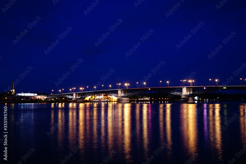 Theodor-Heuss-Brücke Mainz am Rhein