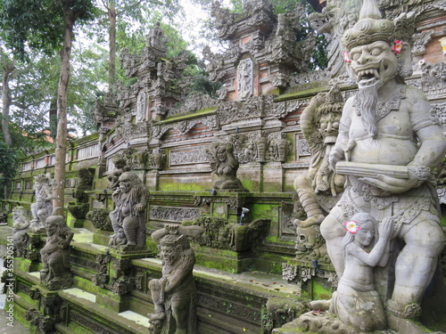 Statue temple Bali Indonésie
