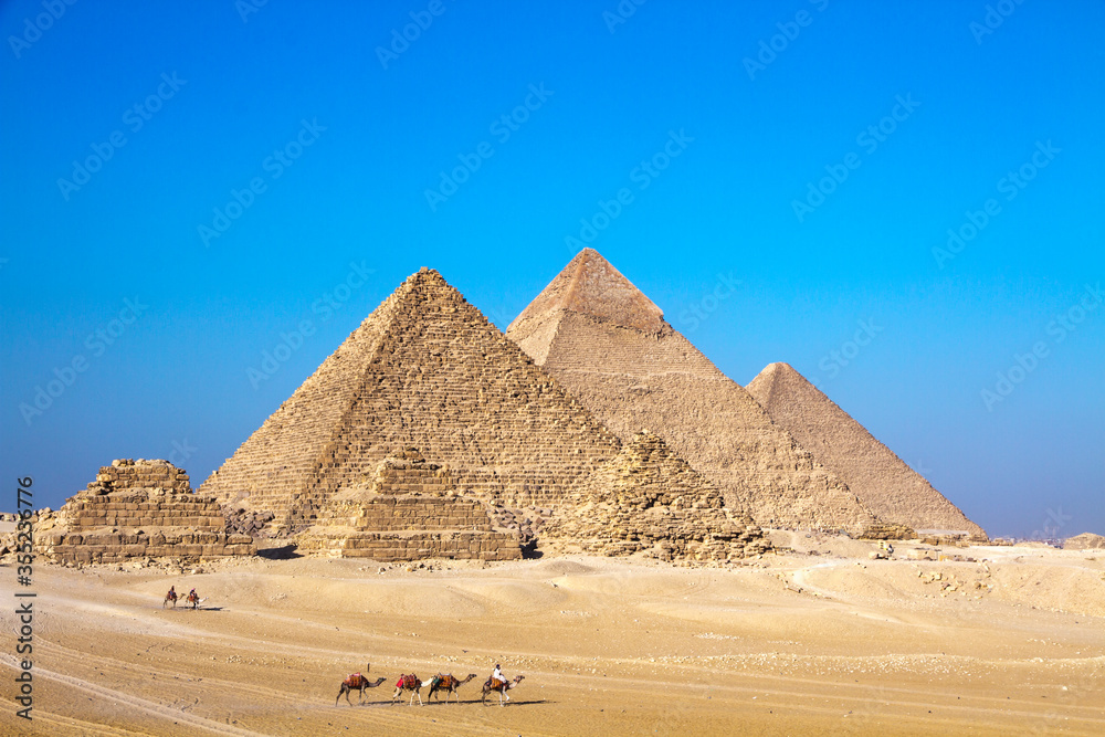 Great Pyramid of Giza, UNESCO World Heritage site, Cairo, Egypt.