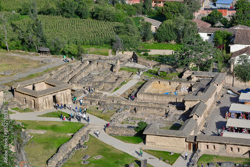 Ollantaytambo -Araqhama and the plaza of Manyaraki 32 photo