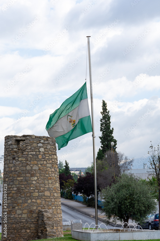 Official mourning: Andalusian flag at half-mast in memory of those killed by the coronavirus pandemic