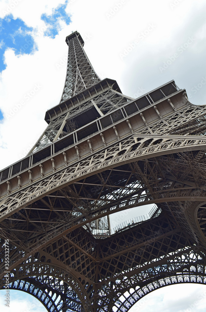 Fototapeta premium Eiffel Tower, the iconic landmark in Paris, the beautiful city of love and romance, capital of France