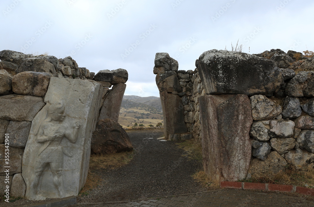 Hattusha, the capital of the Hittite empire in the world heritage of Unesco, was discovered in Anatolia.