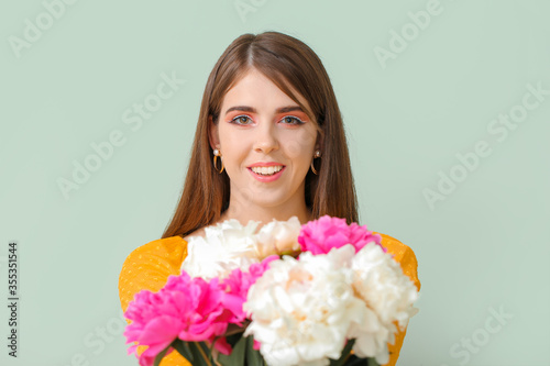 Young woman with beautiful ...