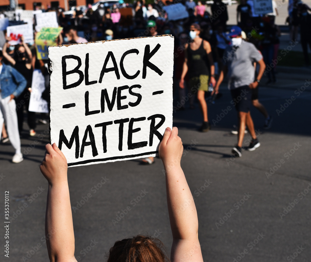 Black lives matter sign 