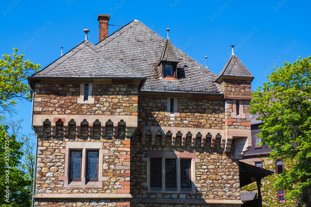 Anischt eines Gebäudes des Schlosses in Braunfels/Deutschland im Taunus Anischt eines Gebäudes des Schlosses in Braunfels/Deutschland im Taunus