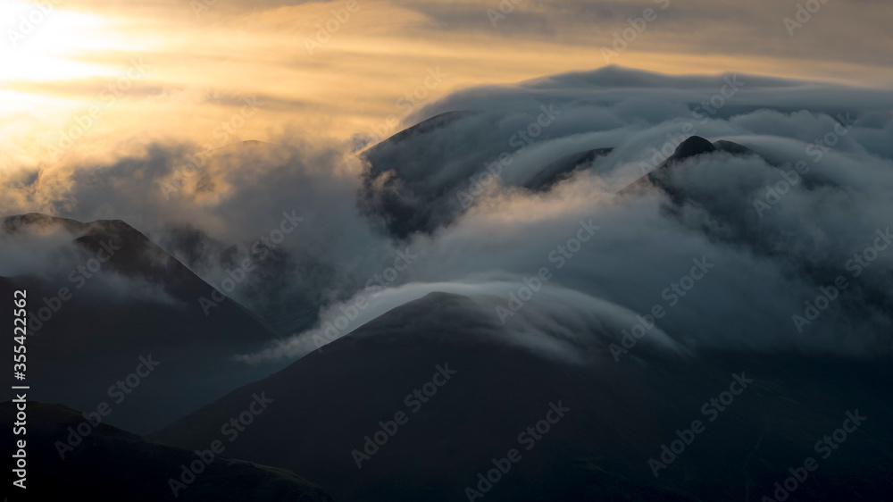 Lakeland Mountain Clouds