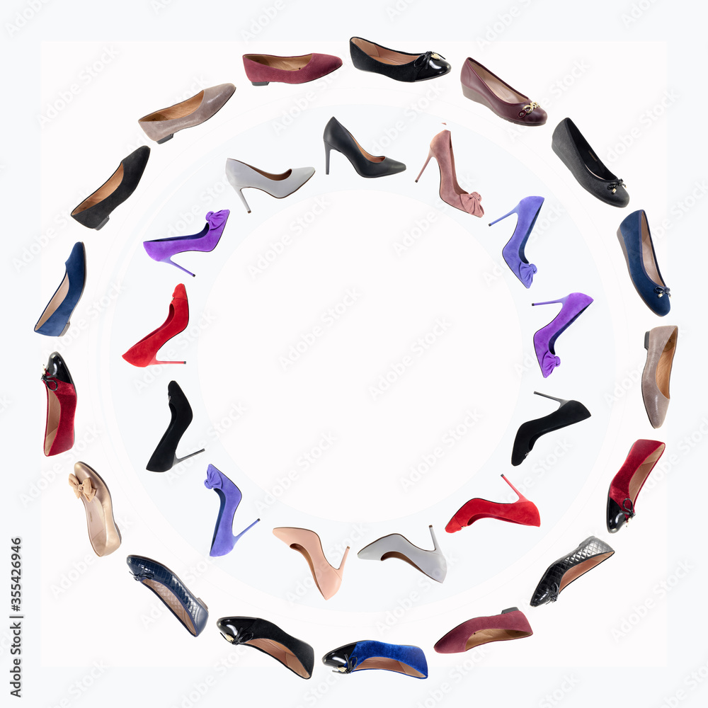 Fototapeta premium Circles of many shoes on a white background